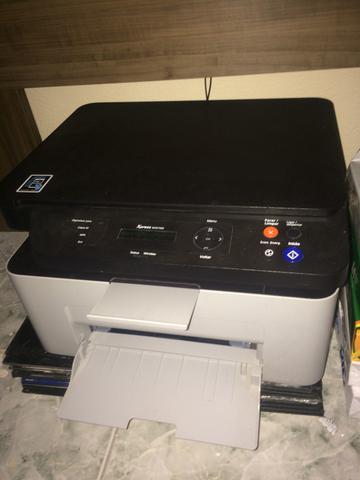 Impressora Multifuncional M