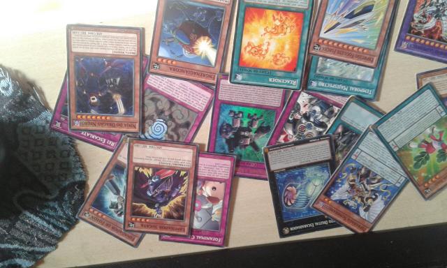 Troço ou vendo cards do yugioh