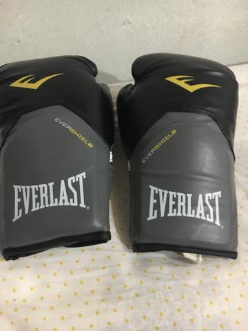 Vendo Luva Muay Thai / Boxe Everlast