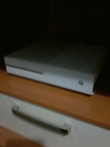 Xbox one edição branca t.r.o.c.o por pc gamer