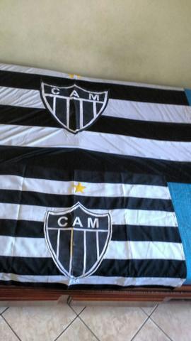 As duas bandeiras pôr apenas 40 reais