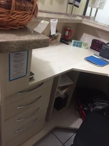 Balcão de Loja - Formato "L" - Muito Novo!!!