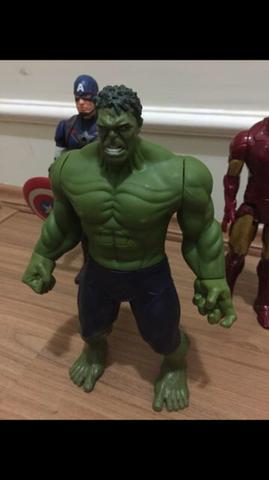 Boneco Hulk