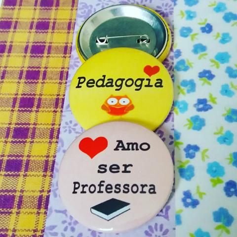Buttons: Pedagogia
