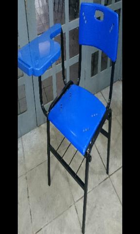 Cadeiras universitárias novas azul