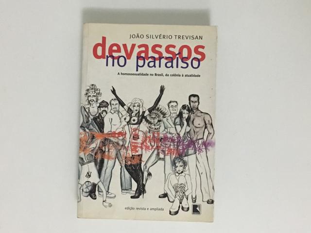 Devassos no paraíso