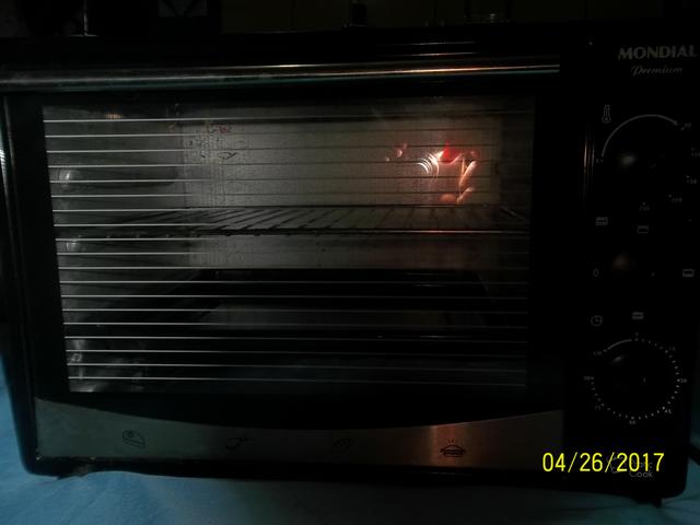 Forno mondial premiun pouco uso estado de novo
