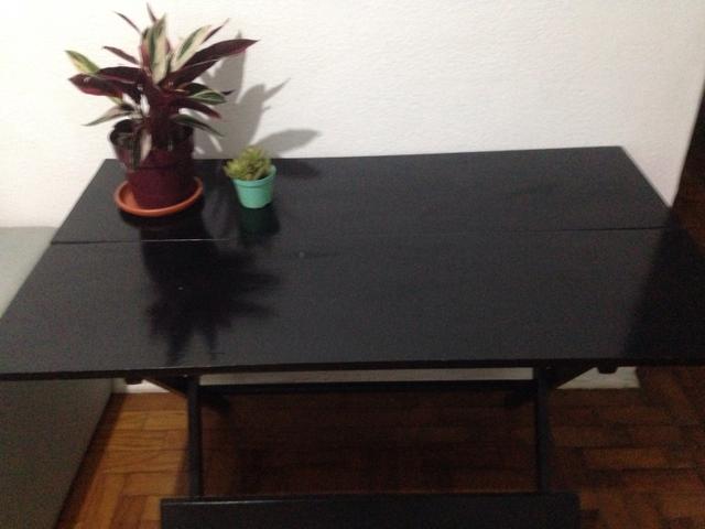 Mesa de Madeira Preta