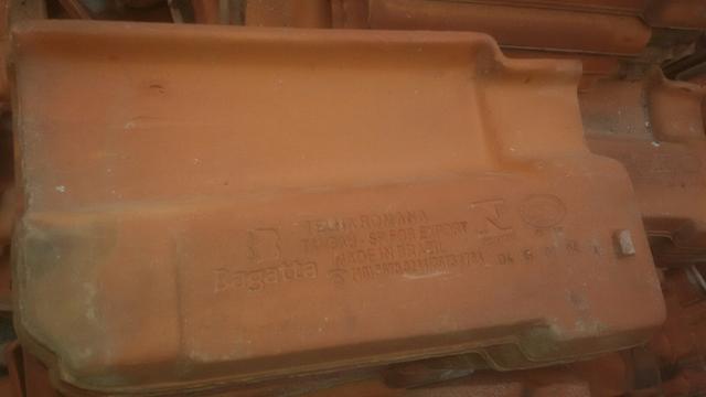 Vendo telhas usadas pelo bom preço.