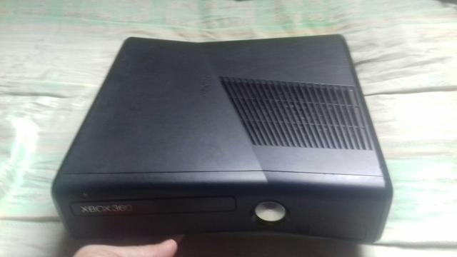 Xbox slim, leia a descrição