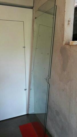 2 portas de vidro blindex