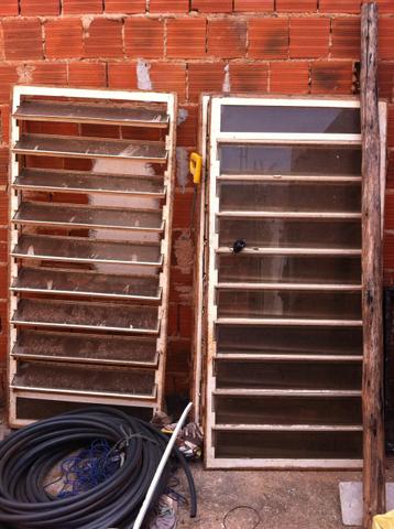 5 Janelas Basculante