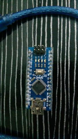 Arduino Nano juntamente com fonte 12V