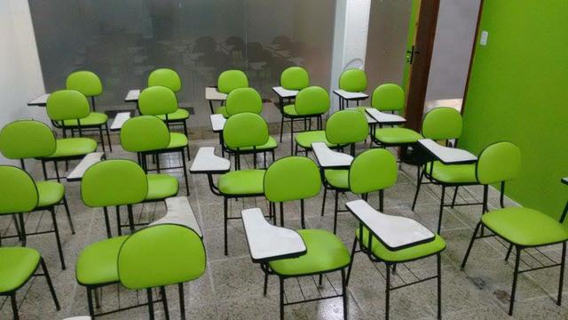 Cadeiras Universitárias - Qualidade e Preço