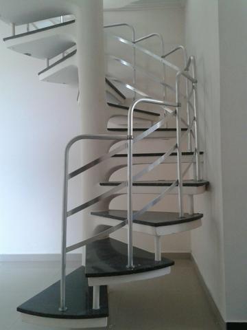 Escada pré moldada e corrimão de alumínio(caracol, reta,