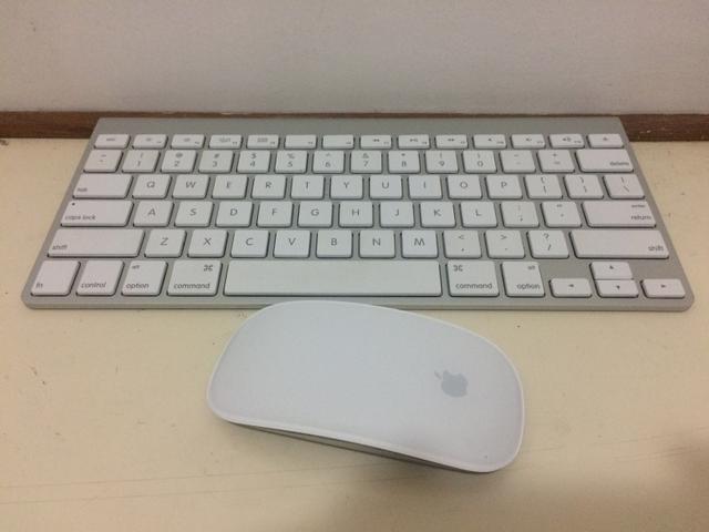 Kit teclado e mouse Apple