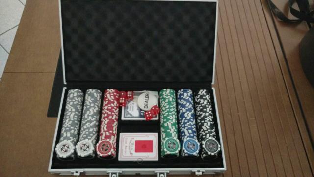 Maleta de poker 300 fichas
