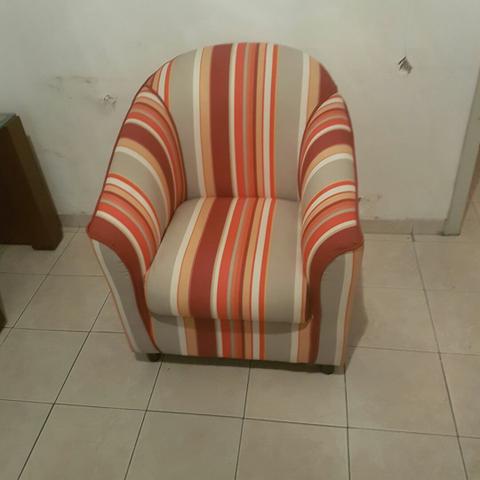 Poltrona impermeavel estilo retrô