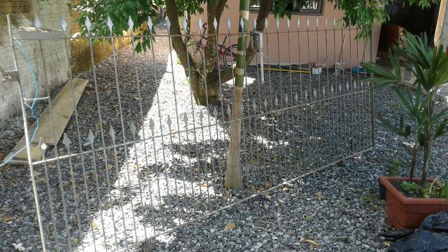 Portão de ferro zincado