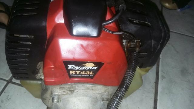 Roçadeira toyama a gasolina