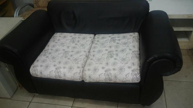 Sofá de Couro 2 Lugares