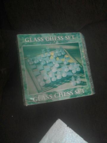 Xadrez de Vidro Portátil