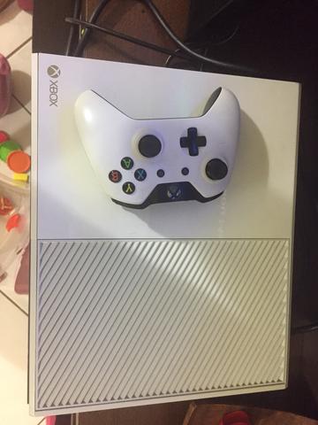 Xbox one 500gb branco