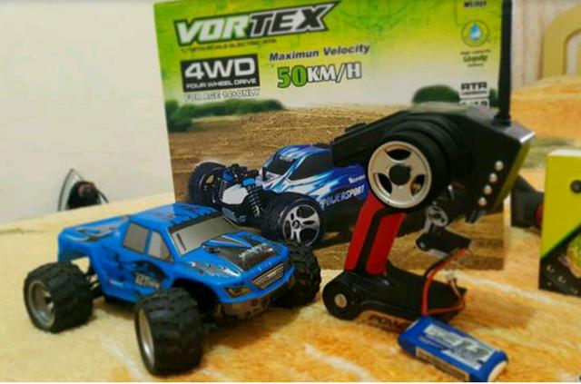 Automodelo vel. 50km/h modelo A979 (Barato)