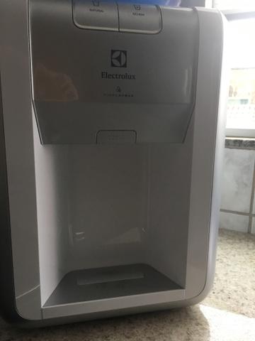 Bebedouro refrigerado Electrolux