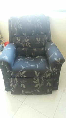 Cadeira do papai reclinável, 650 reais