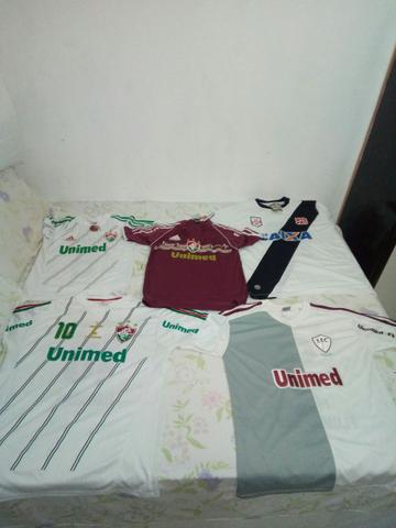 Camisas do Fluminense e Vasco