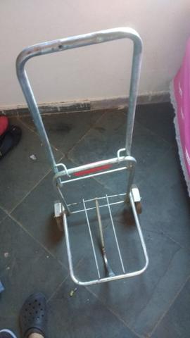 Carrinho de alumínio