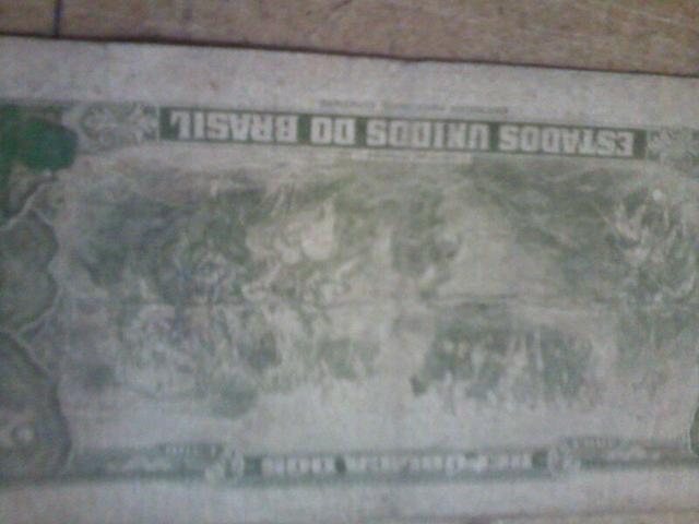 Cédulas de;200 cruzeiros