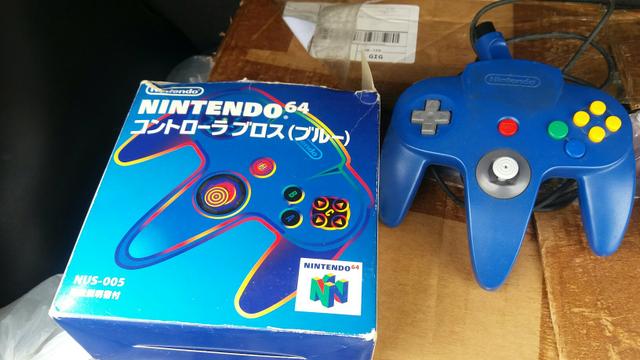 Controle n64 azul com caixa