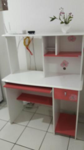 Estante para computador