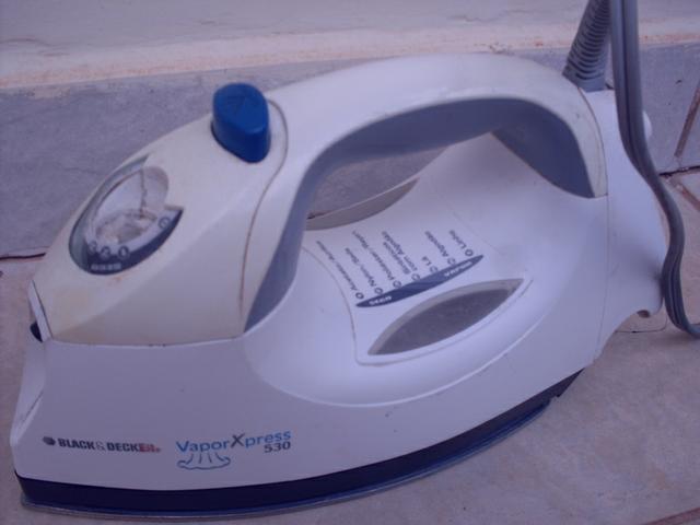 Ferro à Vapor Black&Decker - c/ Defeito
