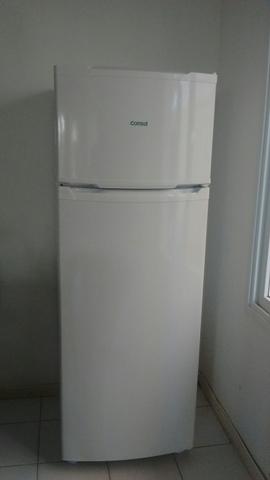 Geladeira Semi nova Consul