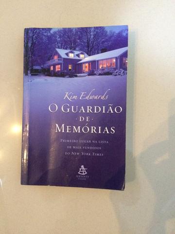 Livro o guardião de memórias
