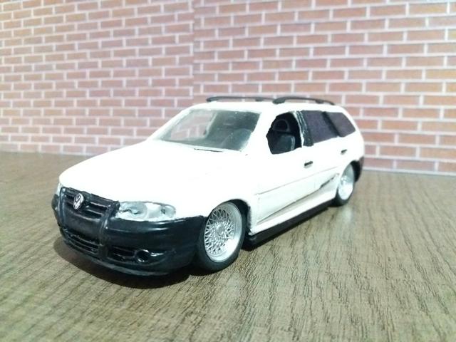 Miniatura VW Parati Super Surf 1/25 em resina