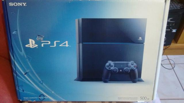 Play 4 com jogo grátis