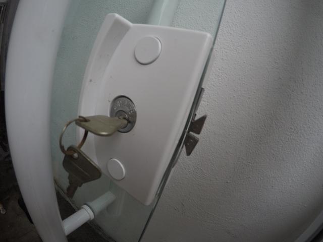 Porta de Vidro Temperada/Aceito TV lcd