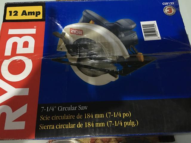 Serra Circular Ryobi.
