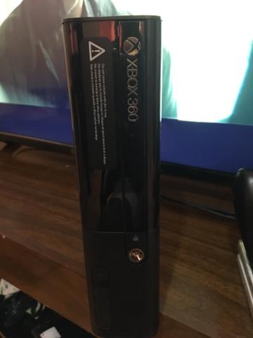 Xbox 360 super slim 2 controles e 10 jogos game destravado