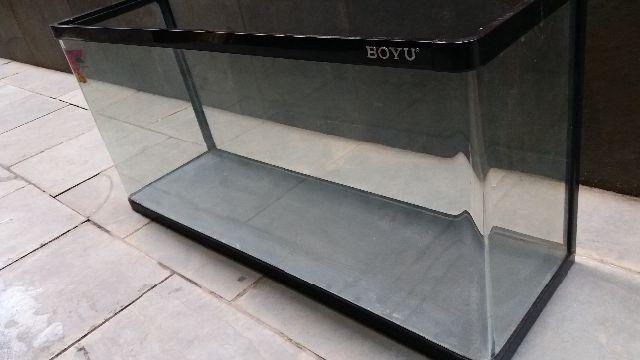 Aquário boyu EA100E - 116 litros novo, sem tampa
