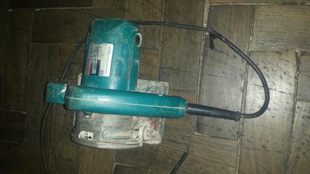 Makita 110mm/127 V w /min usada