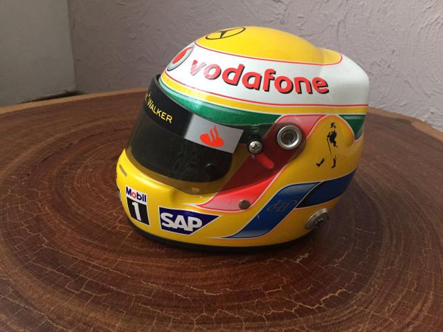Mini capacete formula 1 Lewis Hamilton