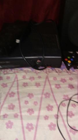 Vendo um xbox uo a.c propostas