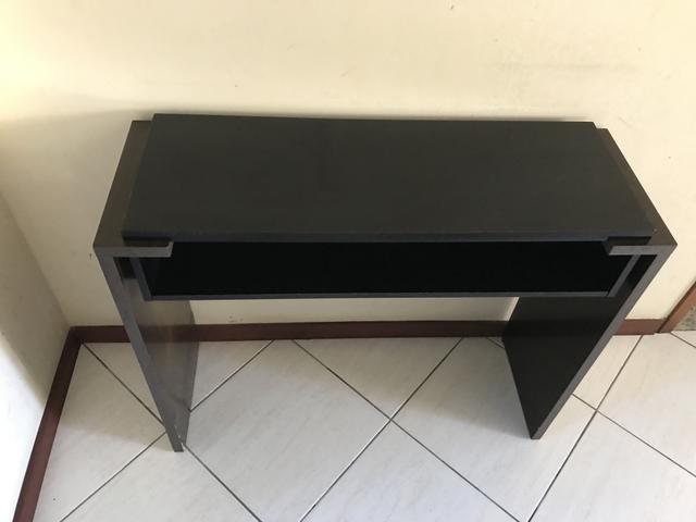 Aparador, mesa de centro e rack - Modo casa