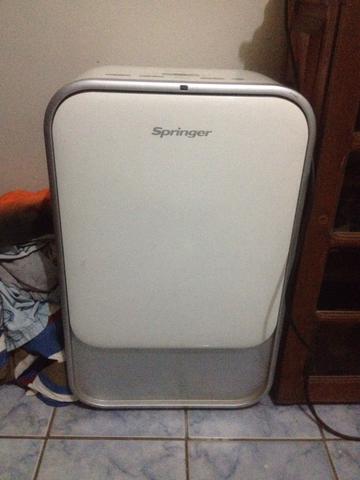 Ar portátil springer semi novo