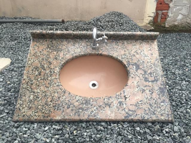 Cuba de pia de banheiro em mármore